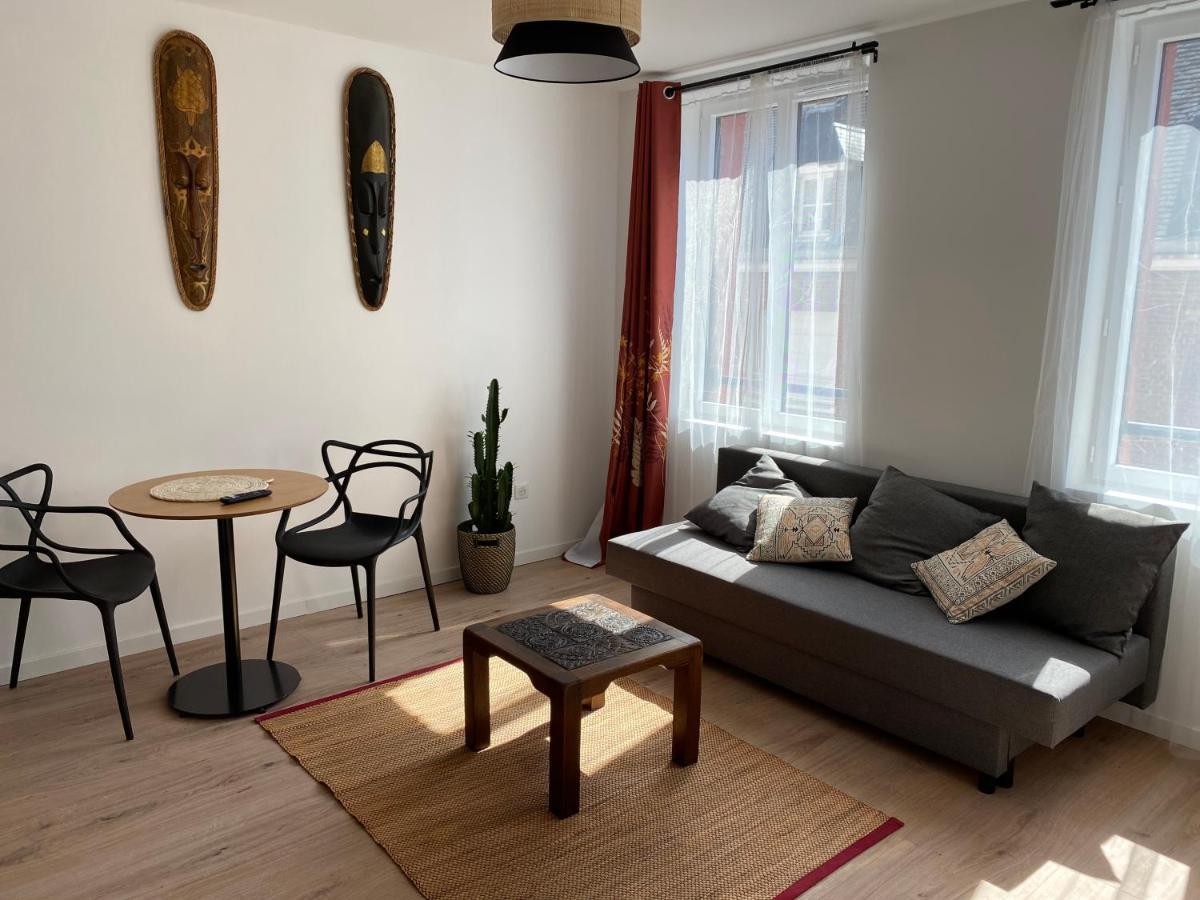 Proche Gare Apartment *